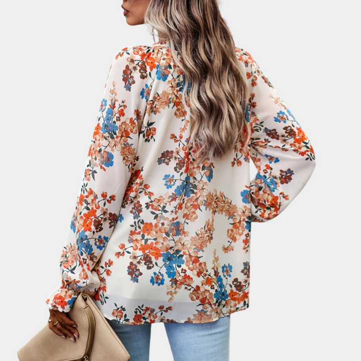 Elegante gebloemde damesblouse