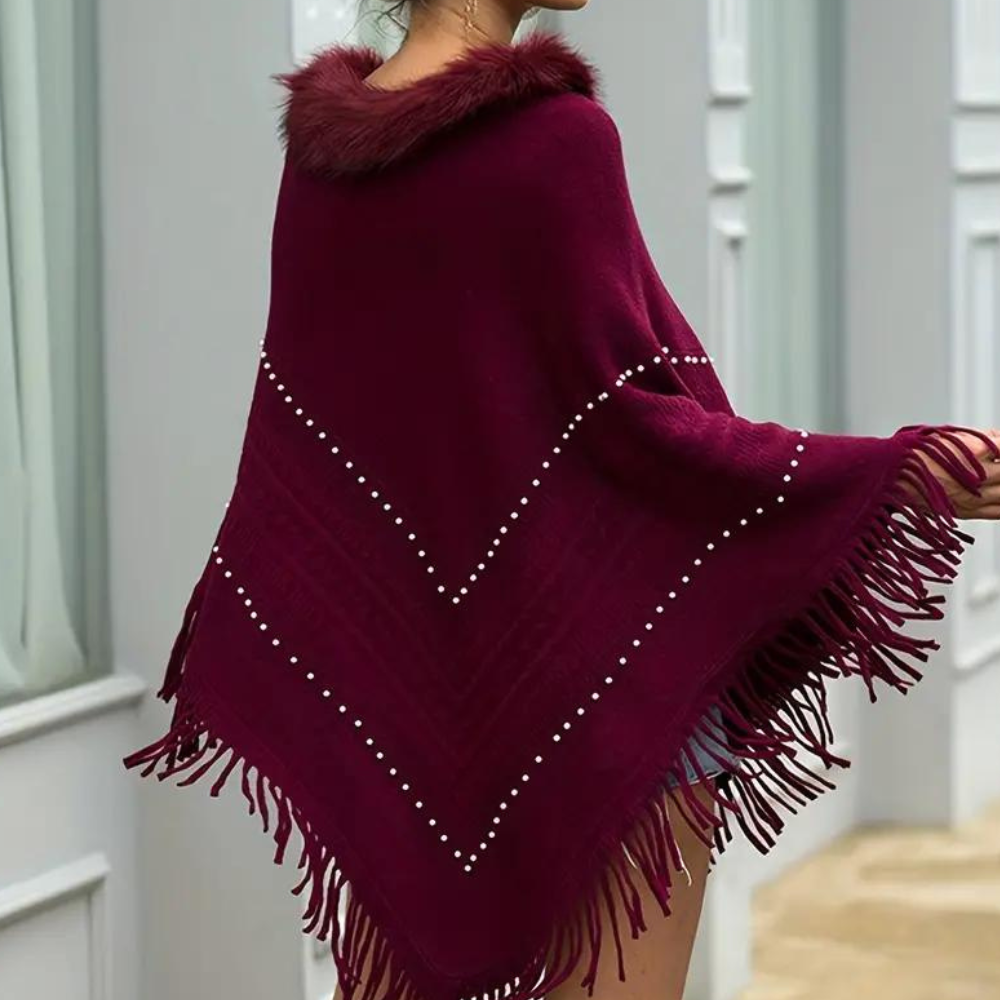 Eftychia - Gebreide Poncho met Verfijnde Details voor Dames